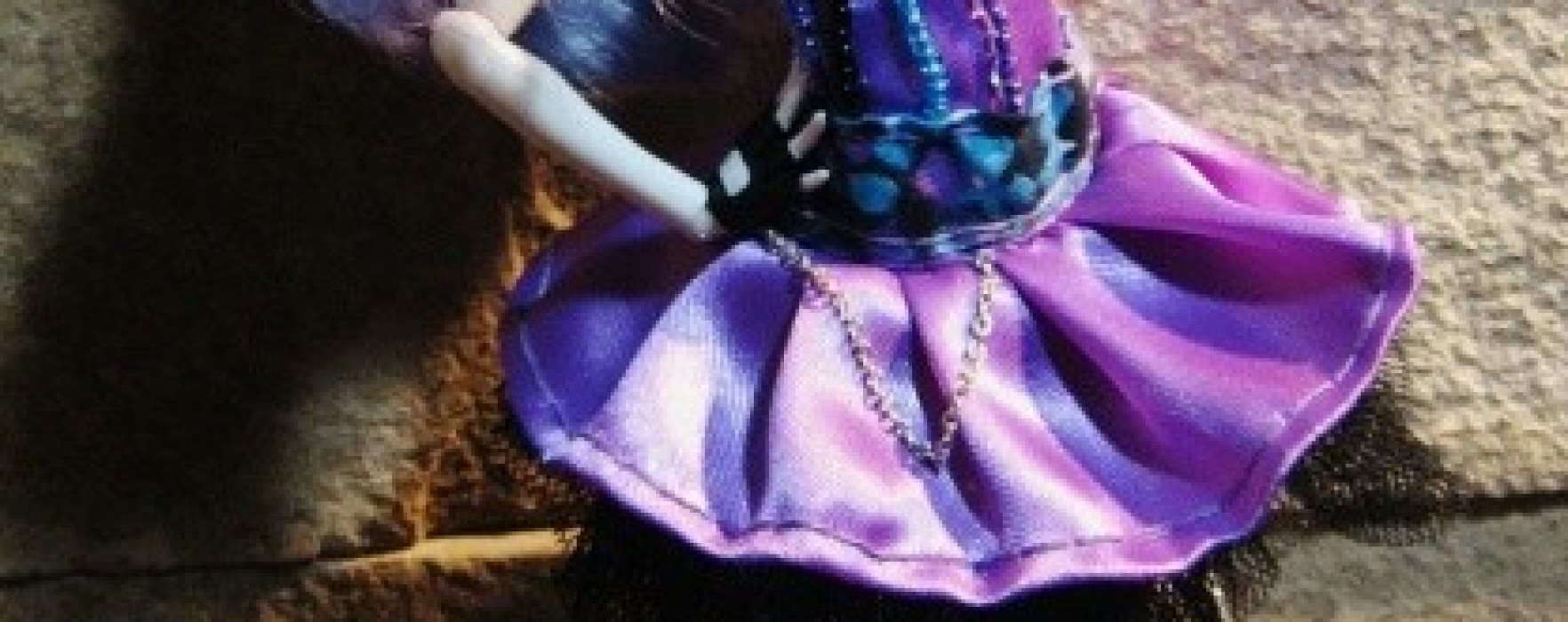 Платье для куклы Monster High «Purple Star»