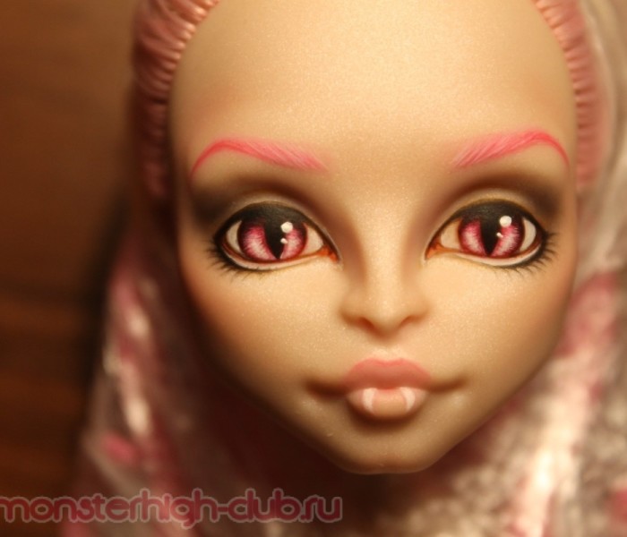 Мастер-класс по созданию ООАКа из куклы Monster High — рисуем лицо