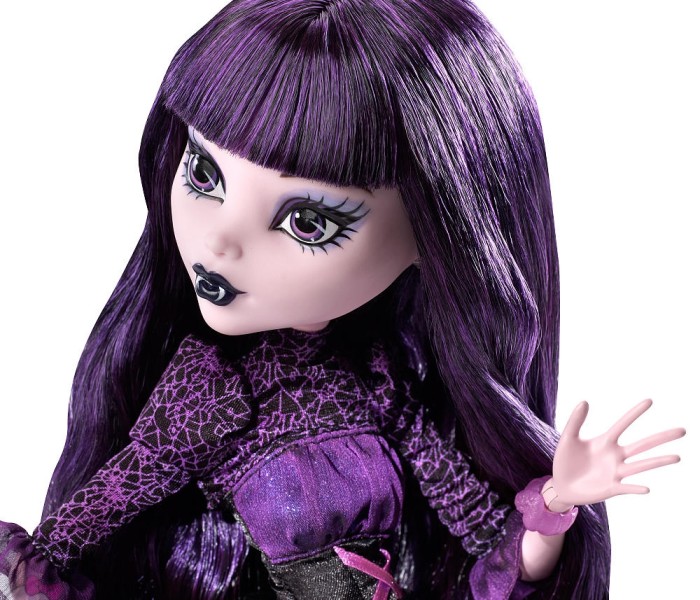 Промо-фото эксклюзивной куклы Элиссабэт «Frightfully Tall Ghouls — Elissabat Exclusive Doll»